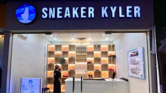 NOW OPEN: Sneaker Kyler-518